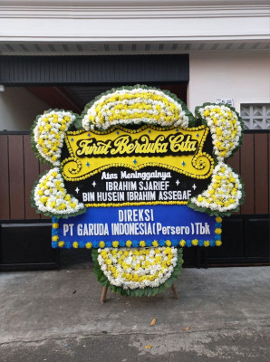 Papan Bunga Duka di Sariharjo